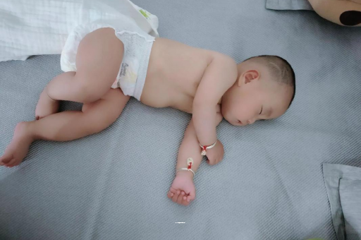广饶怀孕多久会显肚子